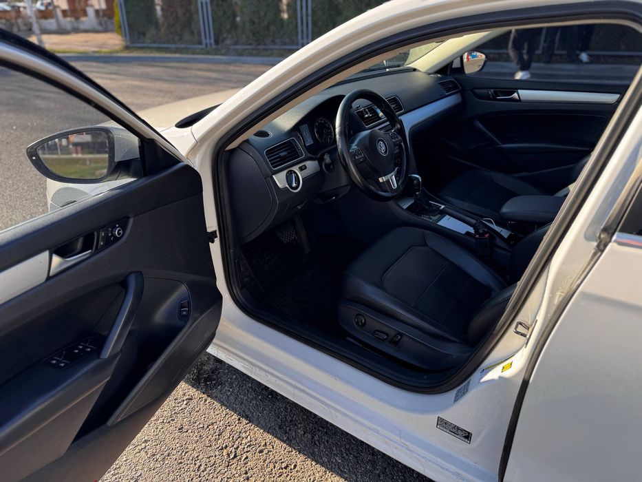 Прдам пасат б7 2013 года 2.5