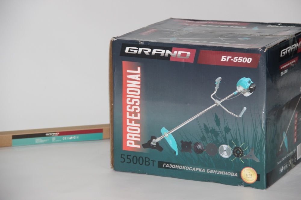 Бензокоса Grand 5500 , ( 5 дисков + 2 катушки ) . Чехия