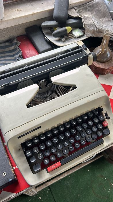 Máquina de escrever Hermes 305 Automátic