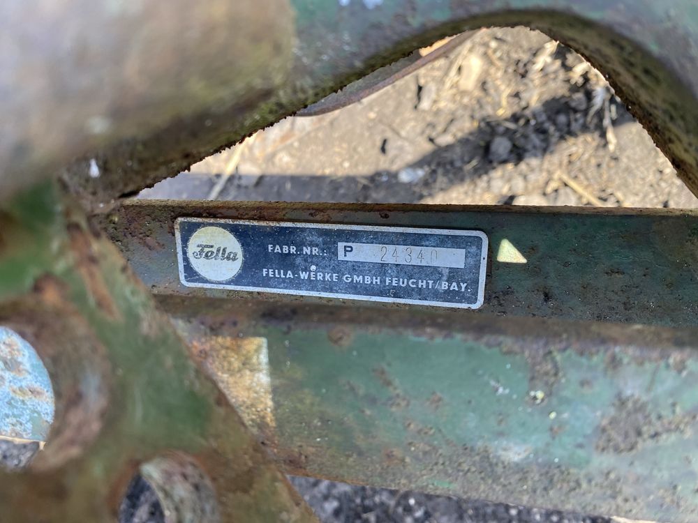 Плуг оборотний 2по25  Fella Victormat II 500.