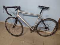 Sportowy rower szosowy SPECIALIZED Sequoia