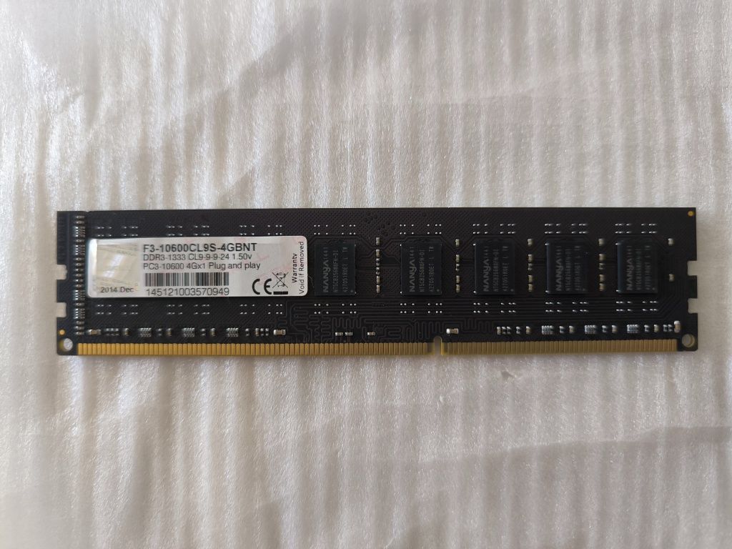 Memória RAM DDR3 4GB G Skill PC3 1333 CL9