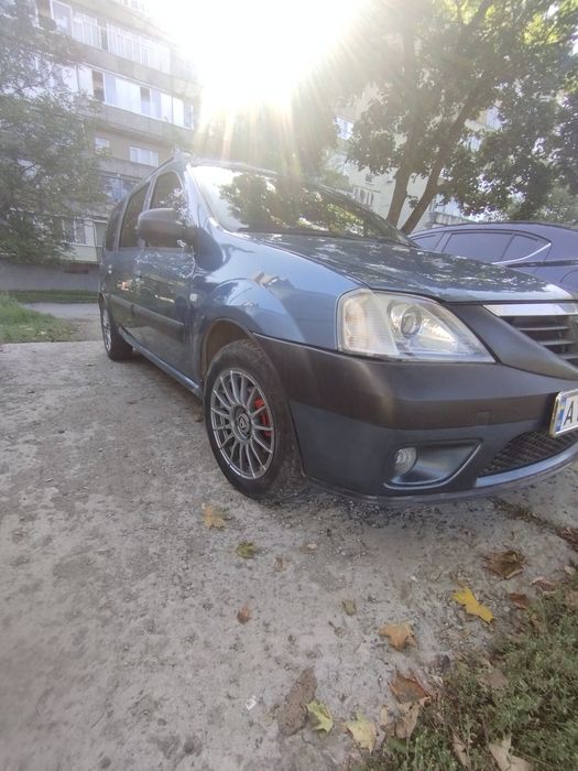 Продам дачія логан 1.6 мпі