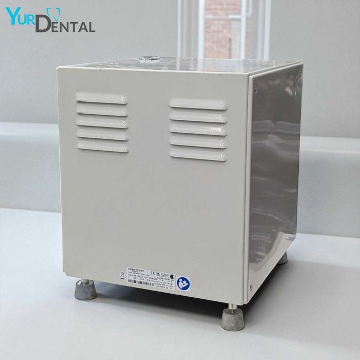 Помпа сухого типу Cattani в корпусі. На 2 установки.