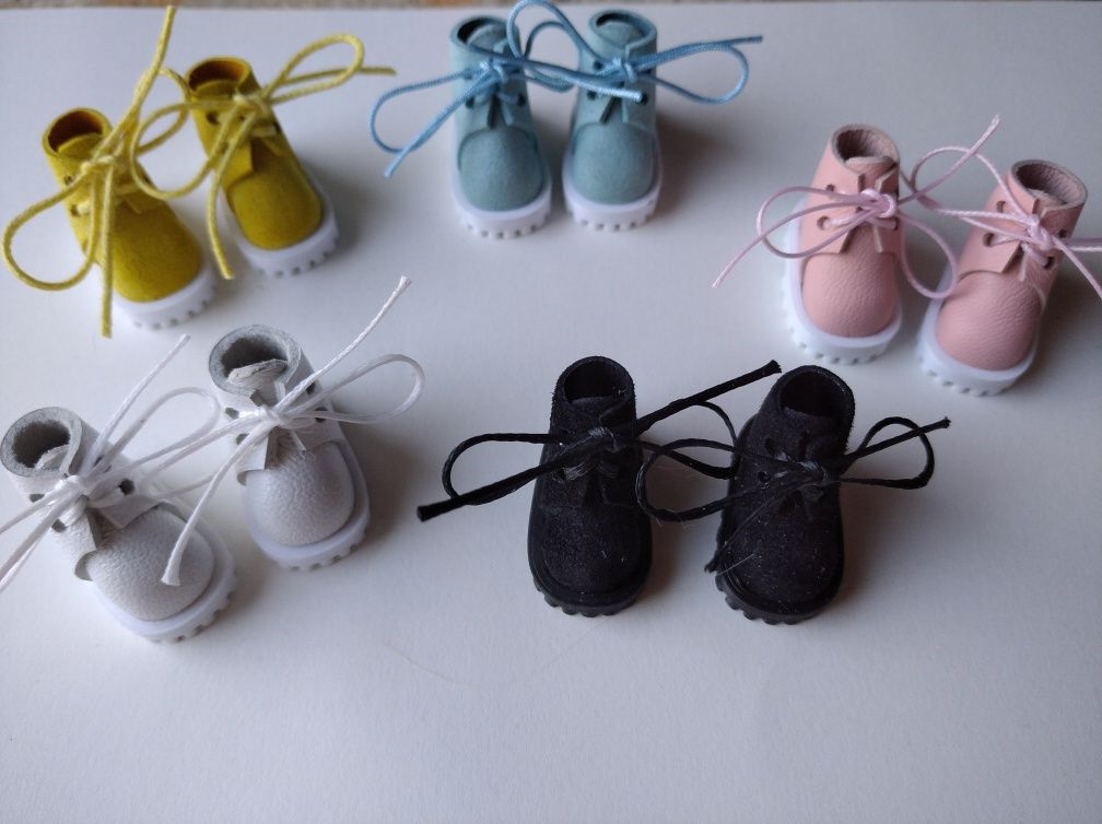 Взуття для ляльки Блайз ручної роботи