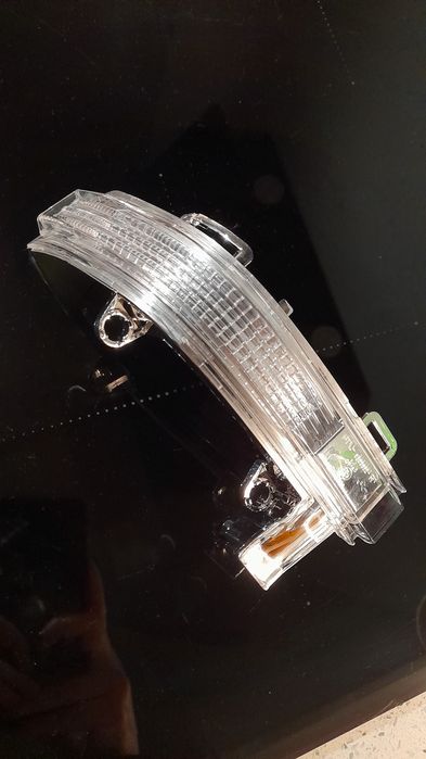Pisca retrovisor direito, VW Crafter 2