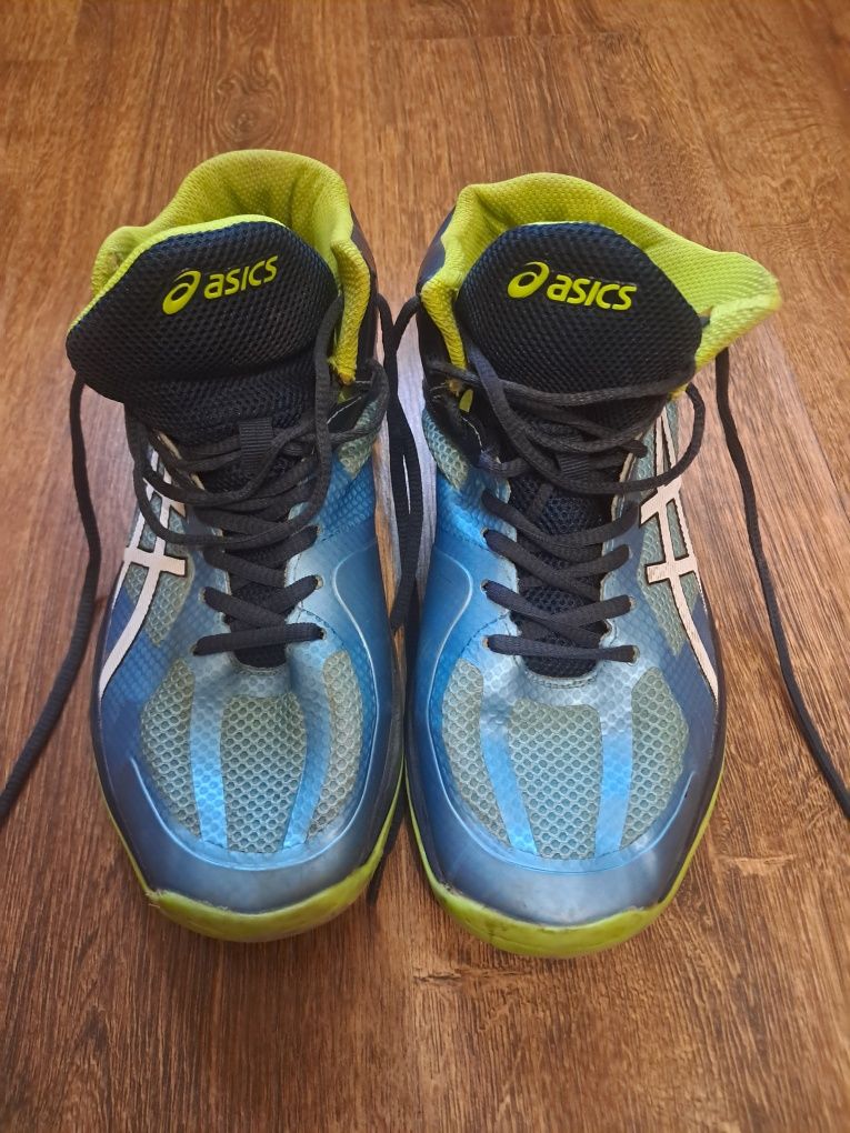 Волейбольные баскетбольные кроссовки asics