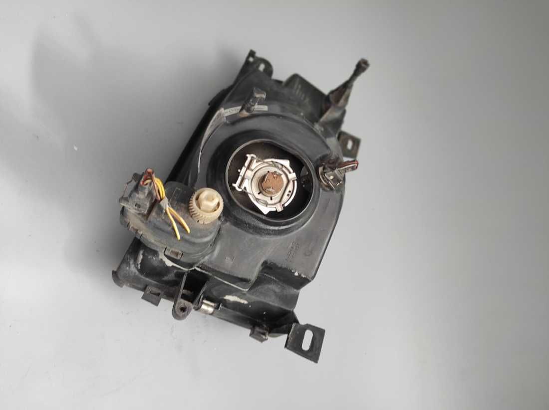 Lampa przednia lewa Ford Transit 1995-00