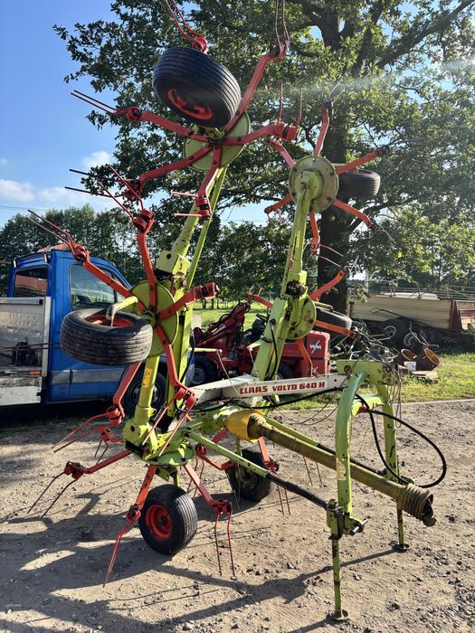 Przewracarka Claas Volto 640 przetrząsarka 6 karuzelowa rozbijak