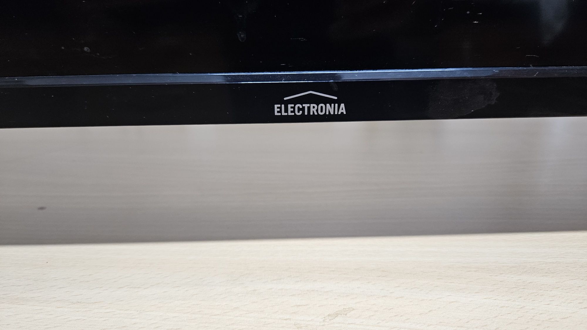 Smart TV 43" Electronia