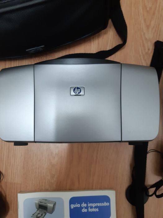 Máquina fotográfica HP + impressora de fotos HP + mala + utensílios.