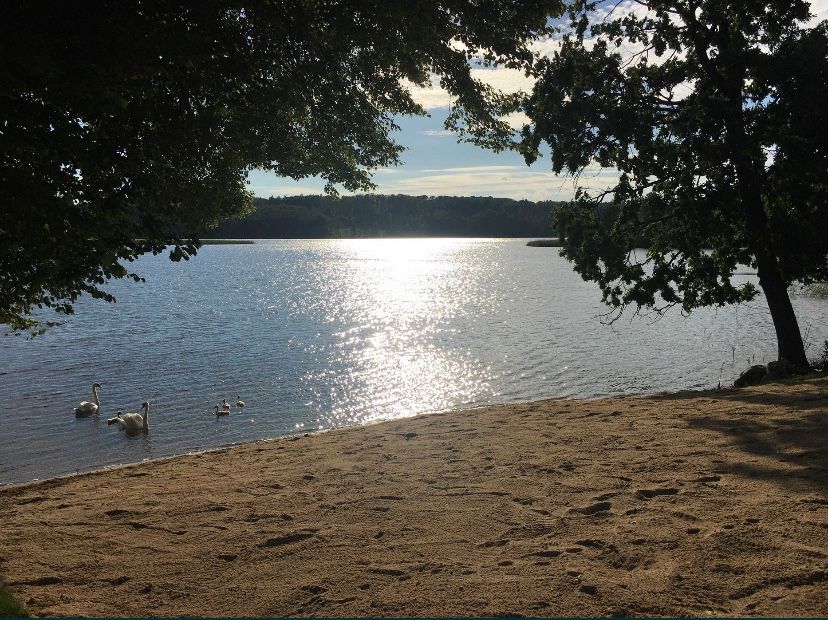Dom nad jeziorem  Narie z prywatną plażą
