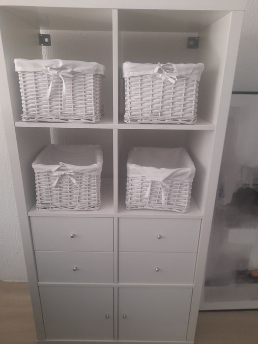 Móvel  em muito bom estado