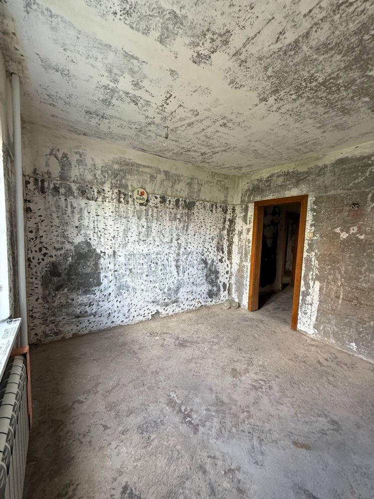 Продам 3к квартиру по вулиці Драгоманова 23