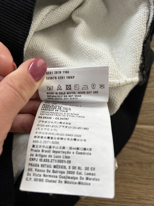 Prada оригінал Італія топ світшот
