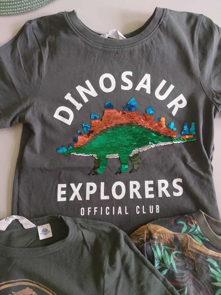 Trzy t-shirty H&M Jurassic Park 122/128.