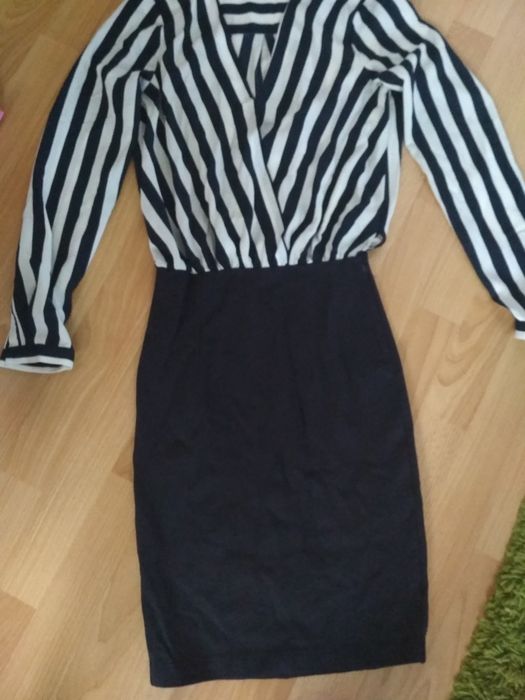 Sukienka S H&M