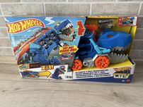 Мега-транспортер Hot Wheels City T-Rex
