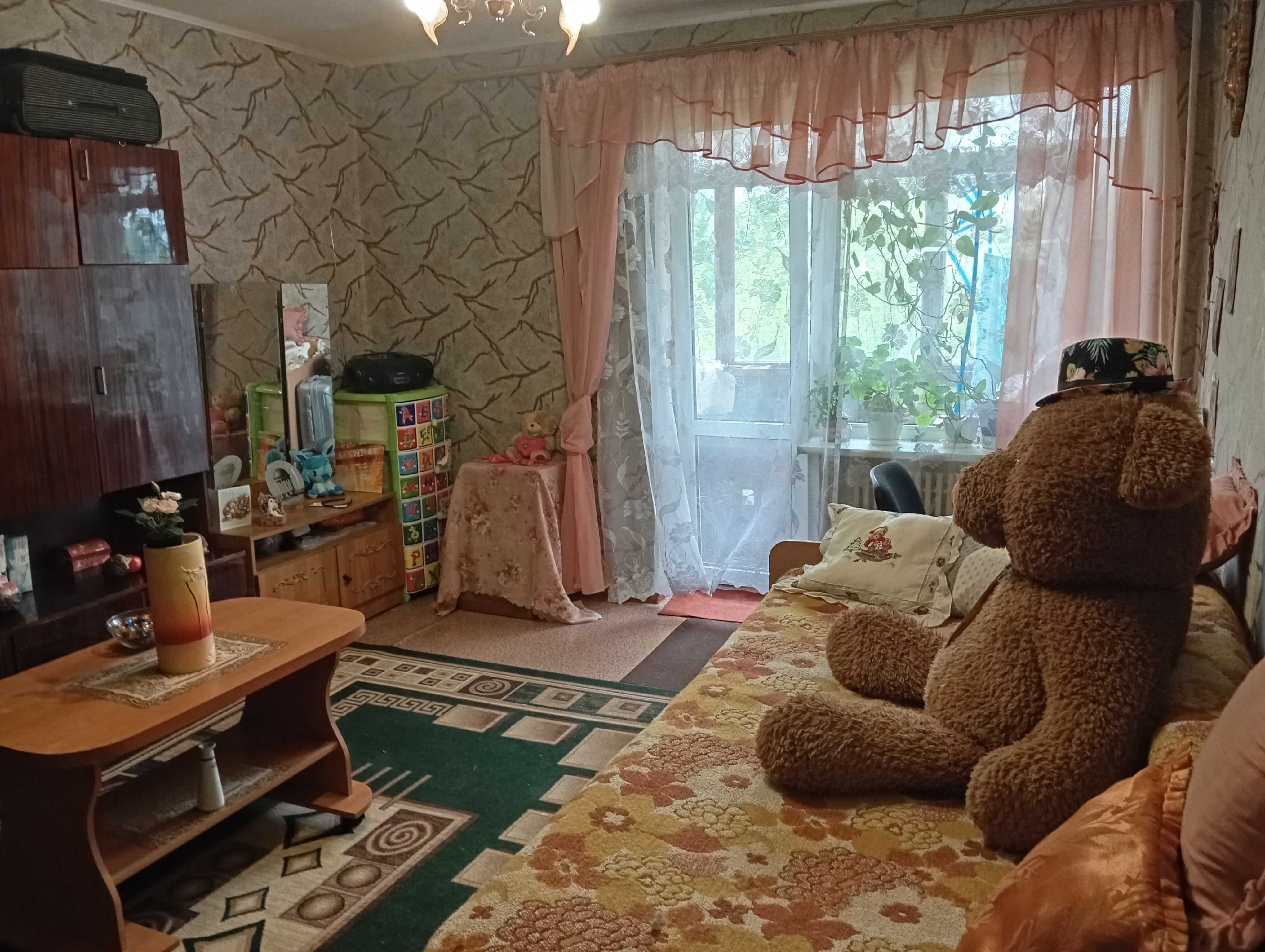 1-комнатная квартира 38 кв.м, , кухня 9 кв.м. ул.Адыгейская Срочно