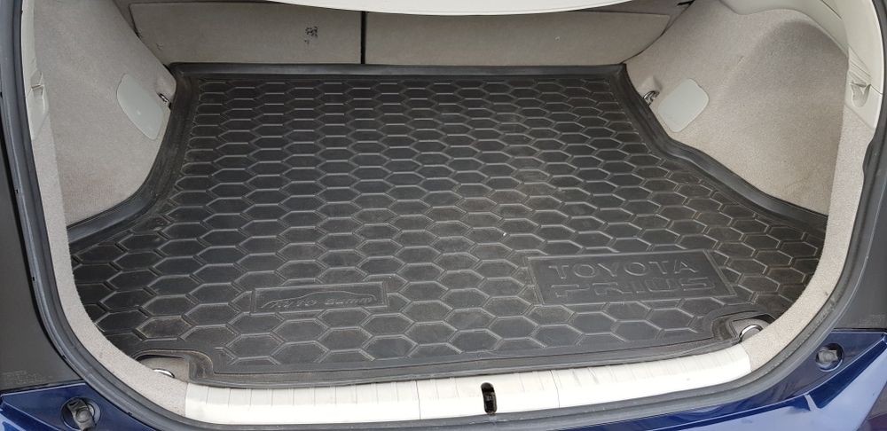 Тоyota Prius 30 2015 гибрид