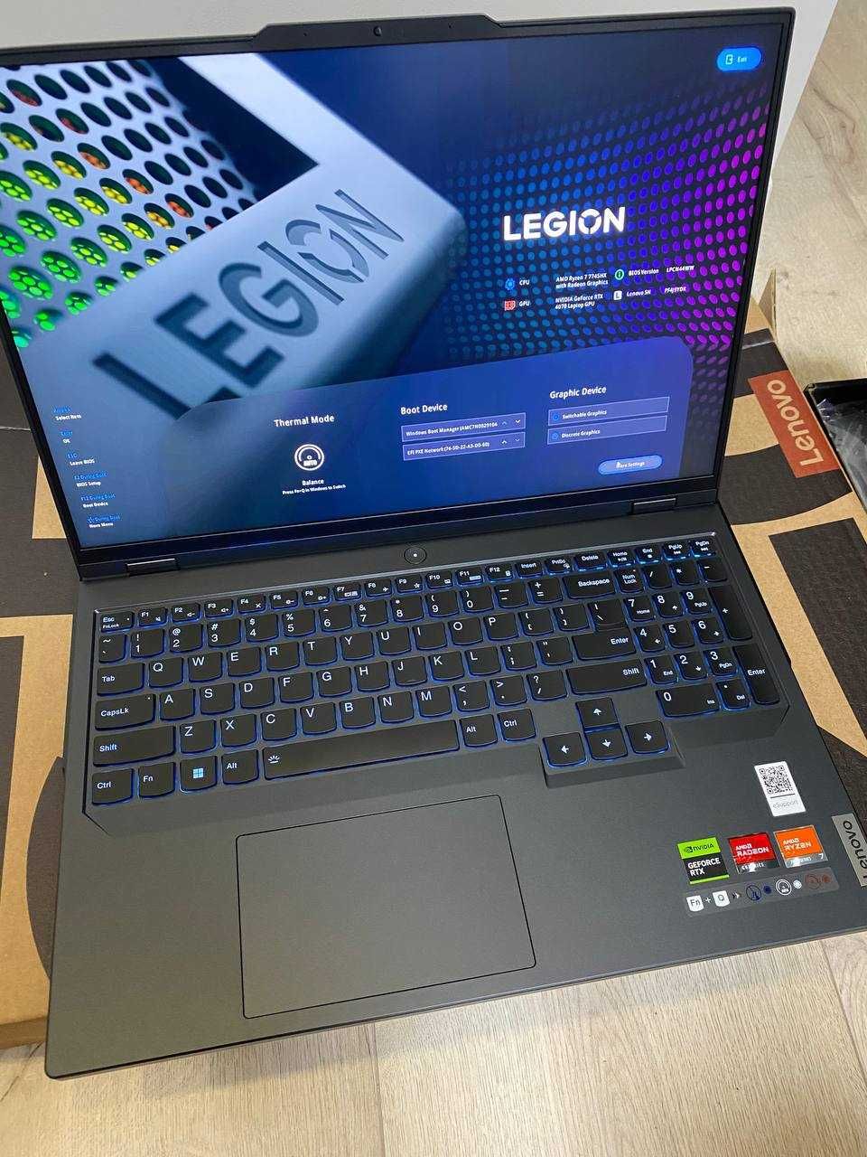 Legion Pro 5 16ARX8 (82WM00BGUS) 16DDR5,4070,1TB,240Гц,Ryzen 7 7745HX