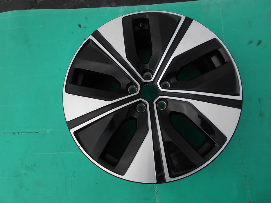 FELGA ALUMINIOWA POJEDYŃCZA VOLVO POLESTAR 8JX19 ET50 5X108 32327781