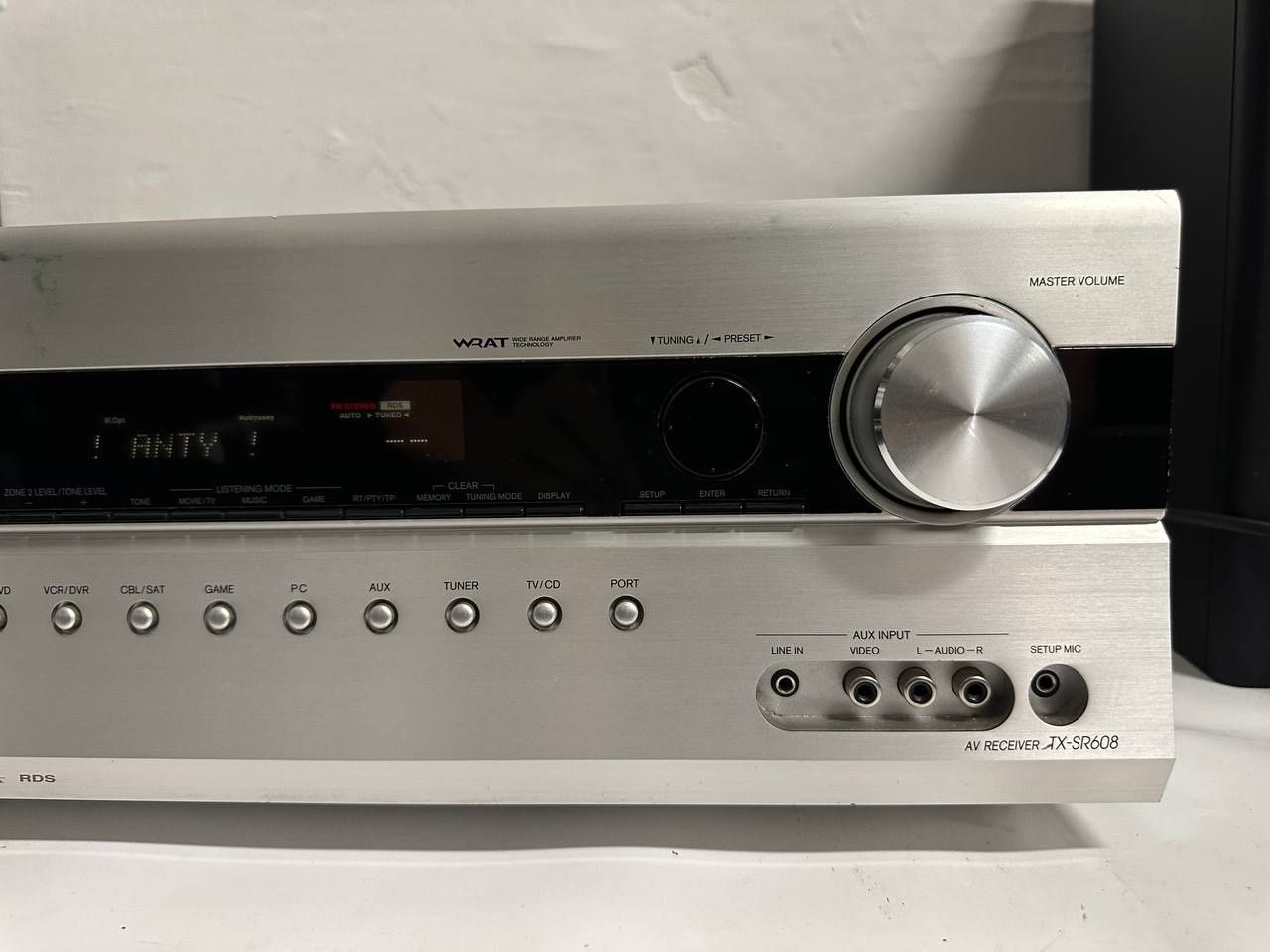 7.2 Amplituner Onkyo TX-SR608 (7 × 160 Вт / HDMI / Bi-Amping)