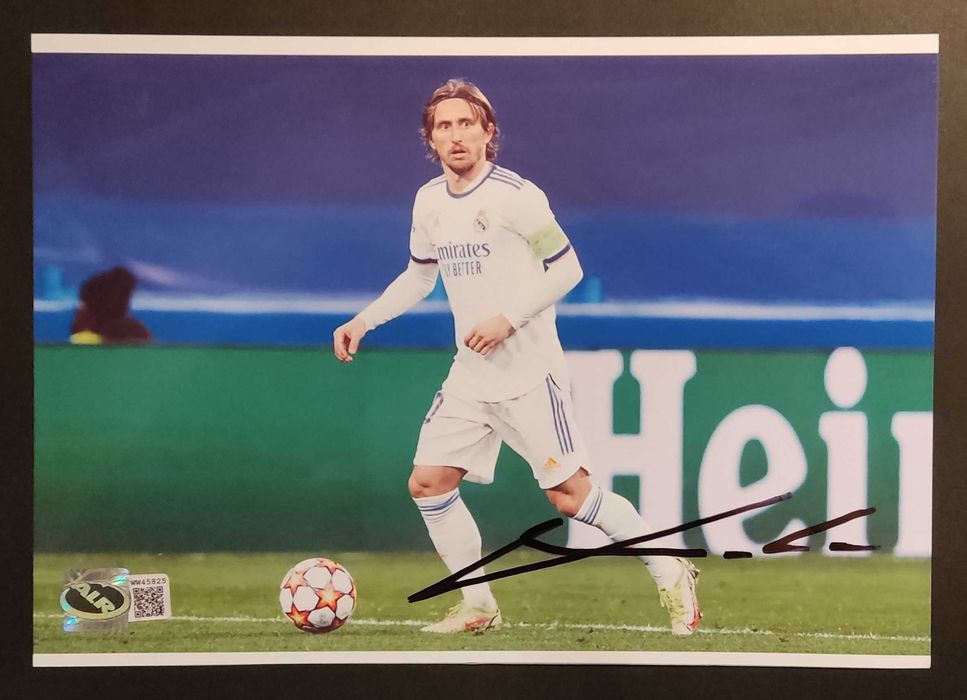автограф футболіста «Реала» - Luka Modrić