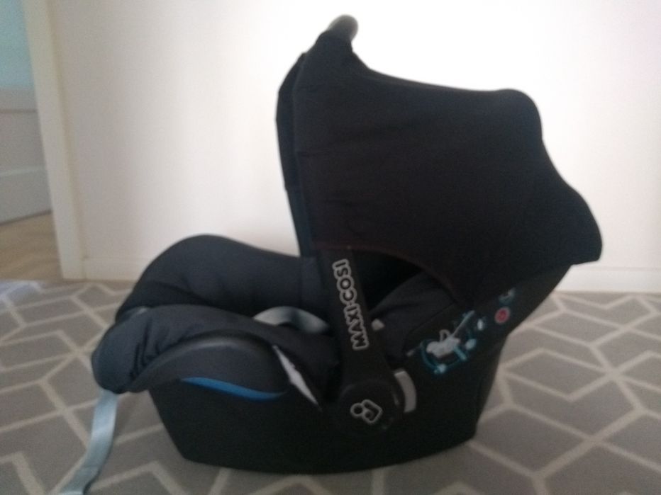 Maxi Cosi Citi fotelik z daszkiem czarny