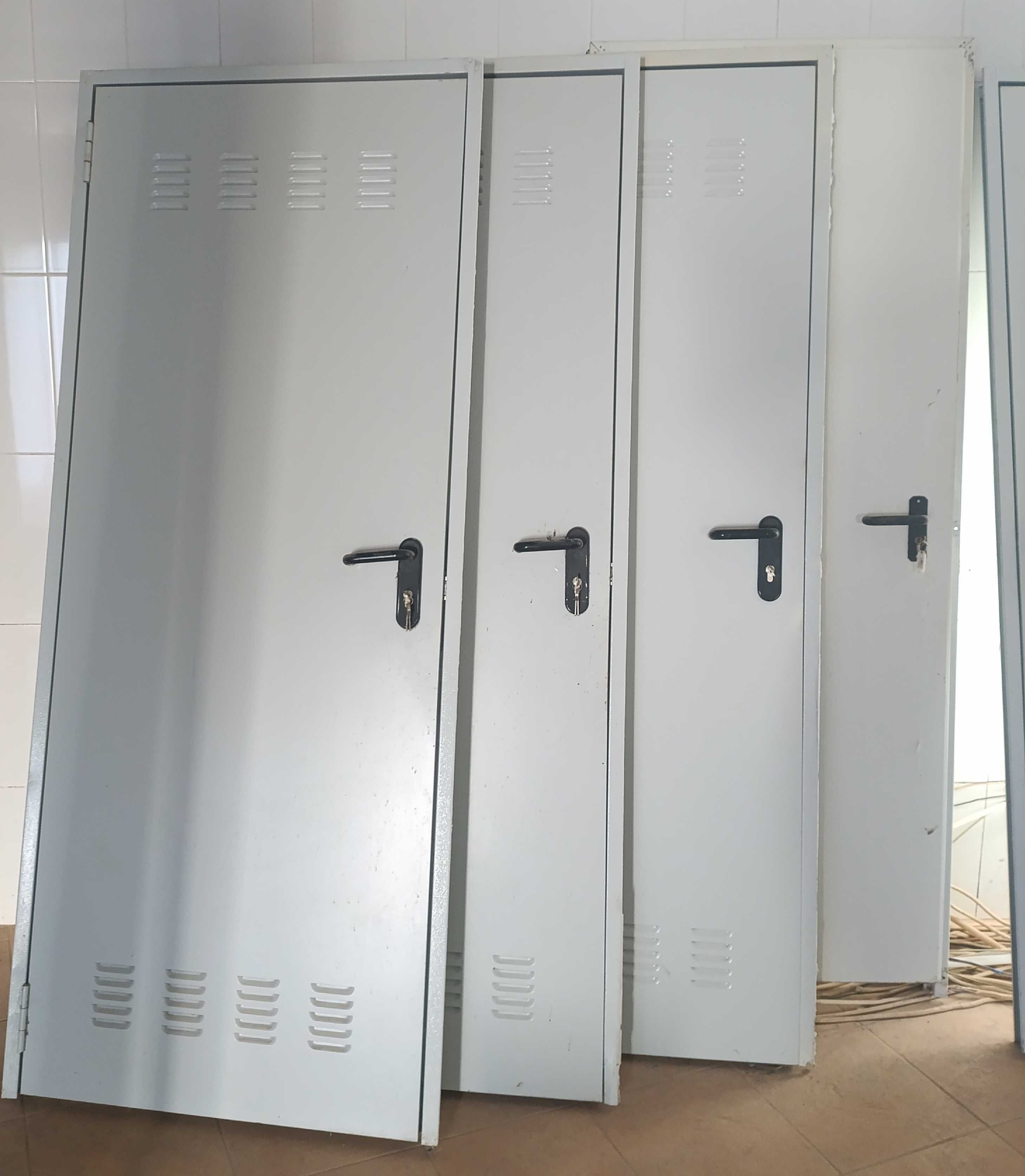 Portas Metálicas