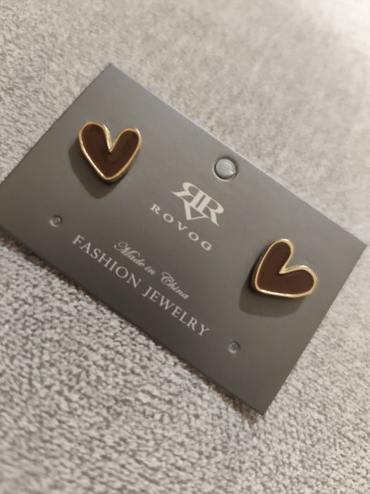 Czekoladowe kolczyki serca sztyfty