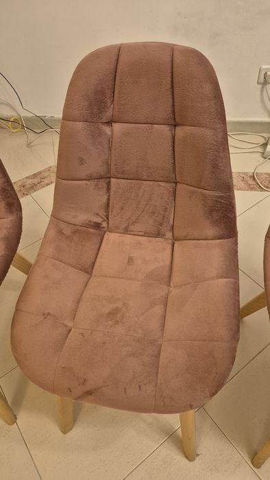 Cadeiras de jantar como novas