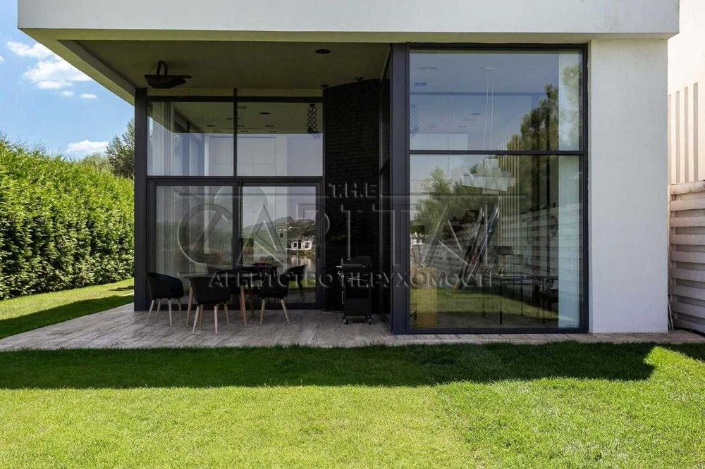 Продаж будинку 250м2, с. Лісники, Обухівський р-н