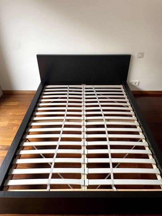 Cama IKEA Queen Size