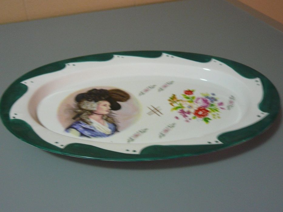 Travessa Decorativa em Porcelana