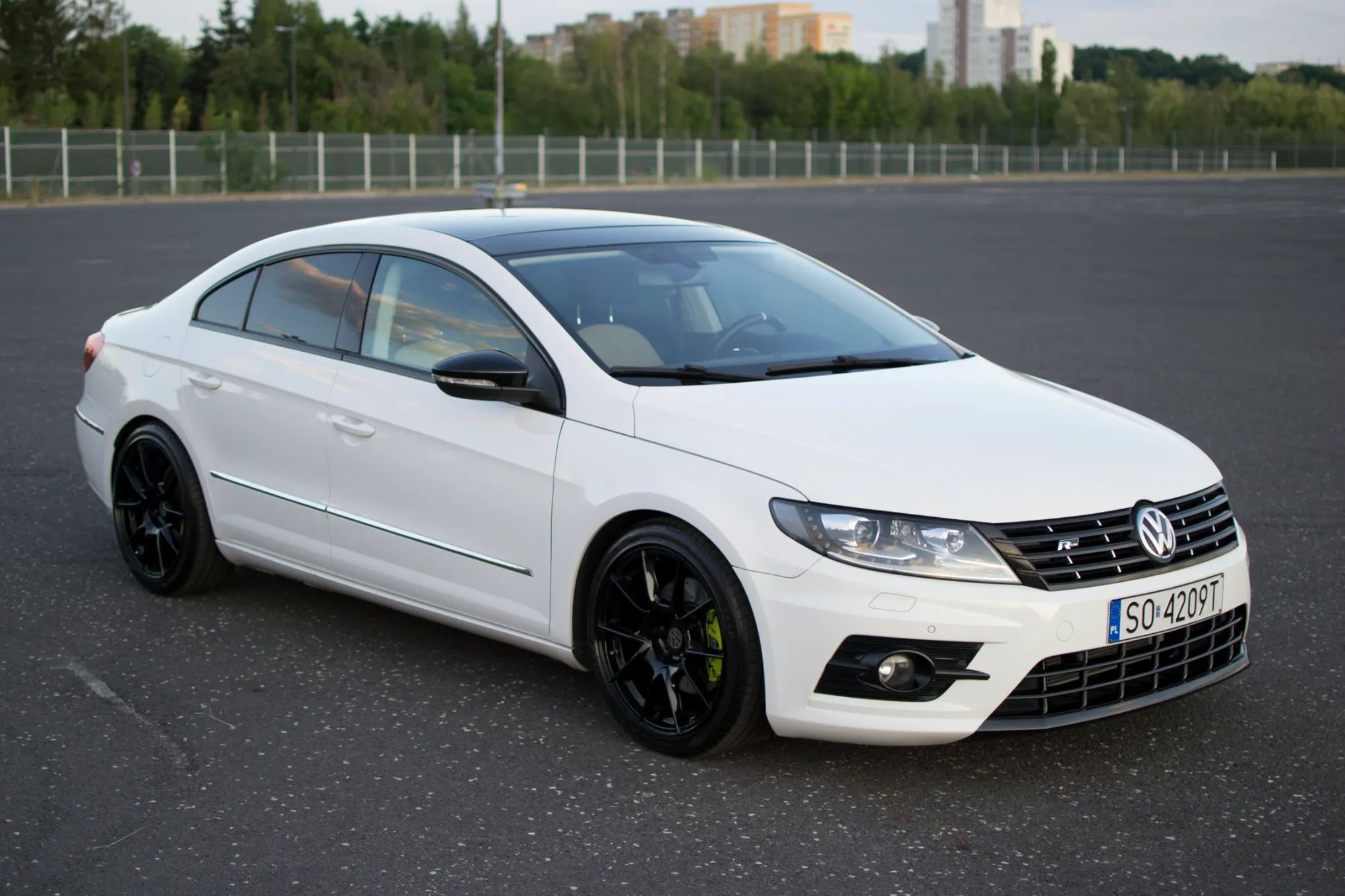 Volkswagen CC R-Line 2.0 TSI DSG 350 KM. Salon Polska
