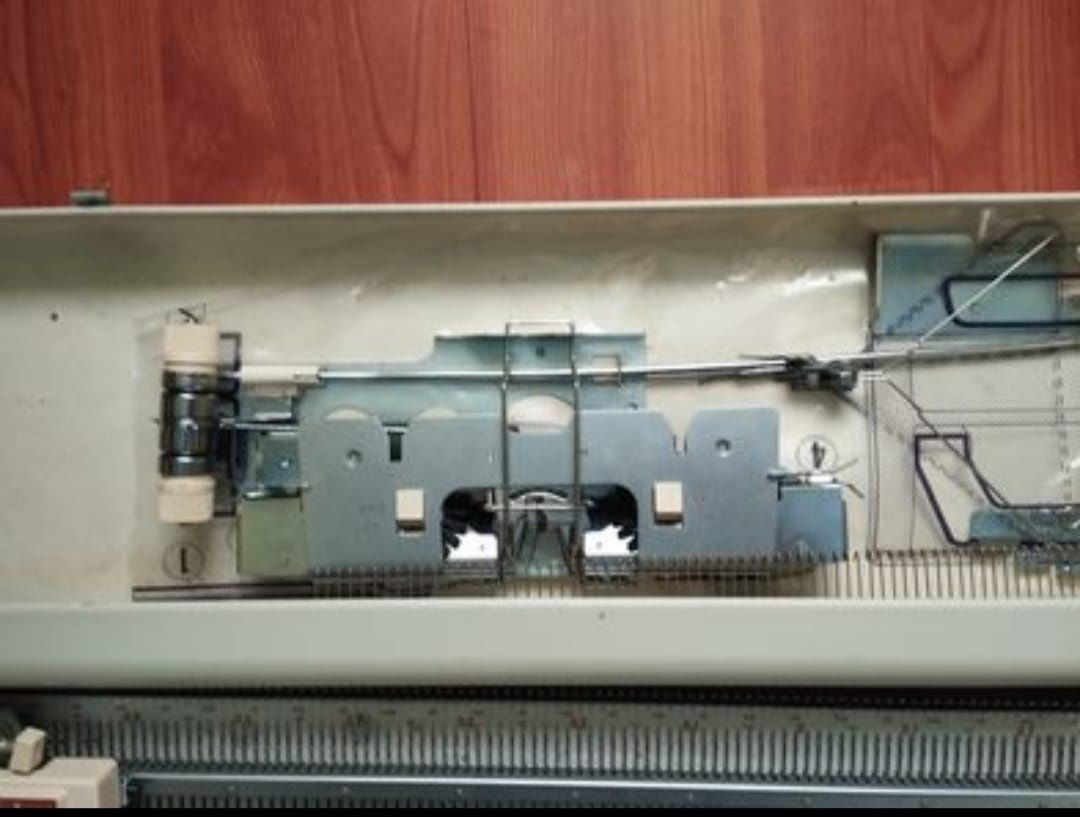 В'язальна машина Brother kh-710( машинка для вязания)срочно, терміново