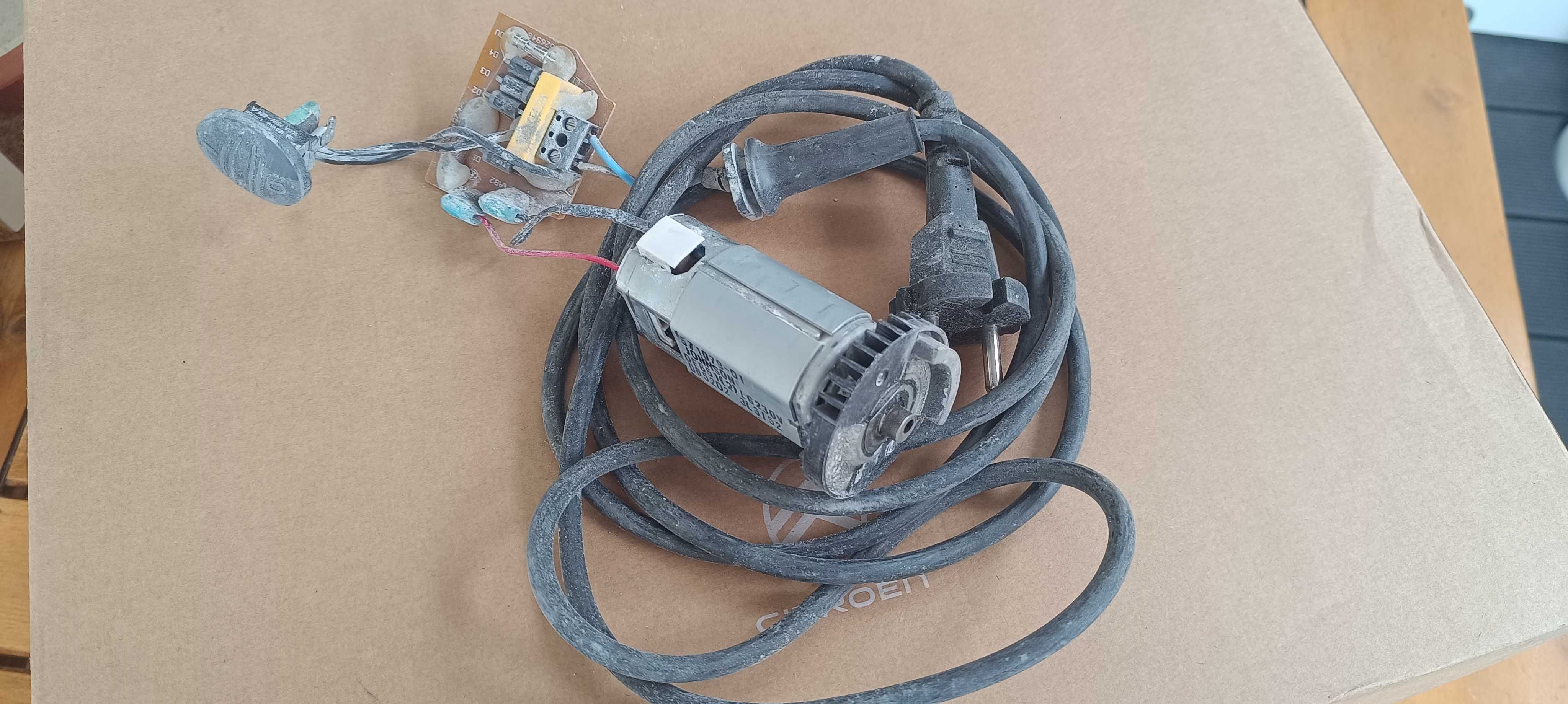 Motor elétrico para lixadeira de detalhe BLACK + DECKER Mouse