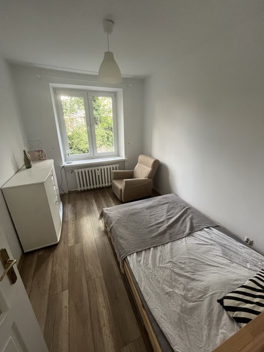 Pokoj do wynajęcia-CENTRUM GDYNI. 1600 całość