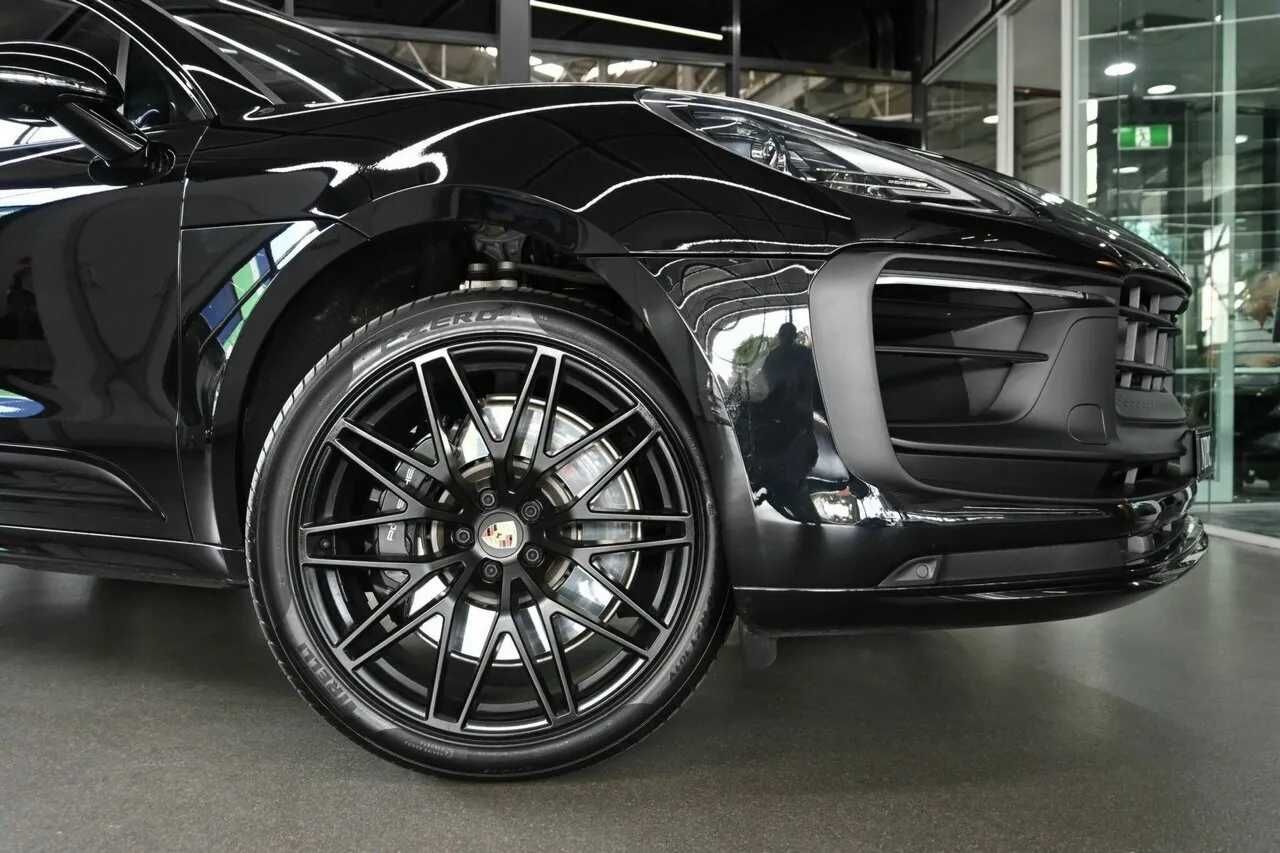 Nowe czarne felgi R21 5x112 Porsche Macan 9J ET26 + 10J ET19