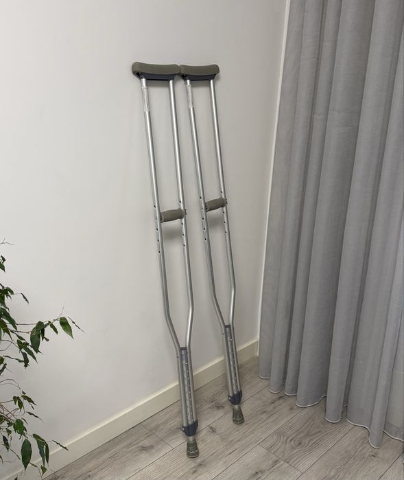 Регульовані алюмінієві милиці Doctor Life | Алюминиевые костыли
