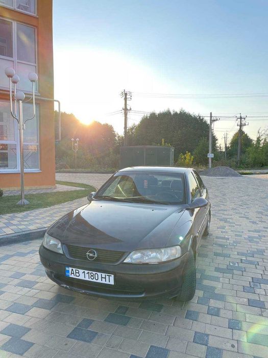 Opel Vectra b. 1.8газ/бензин
