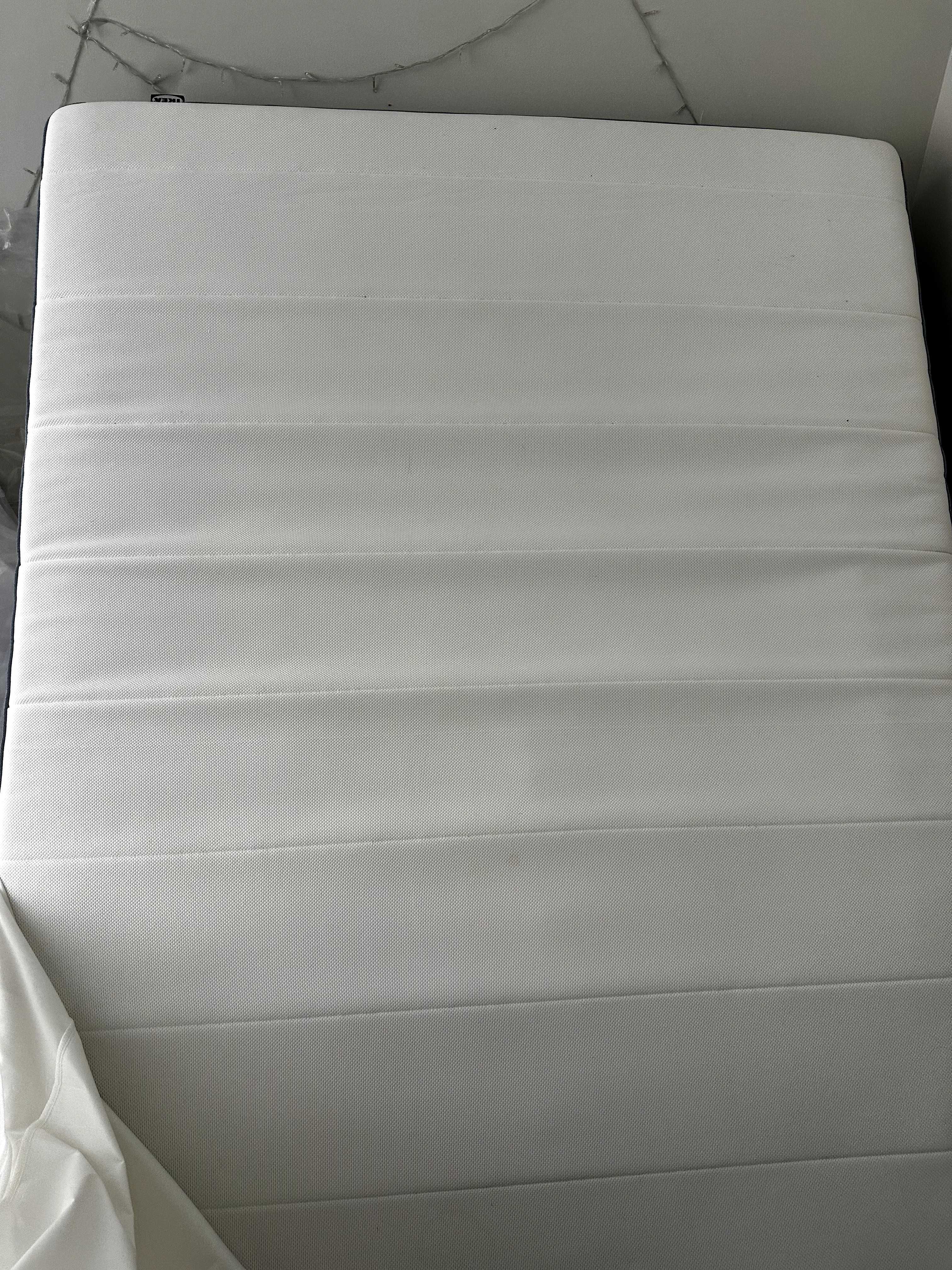 Colchão de Casal novo
