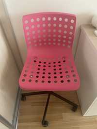 Krzesło obrotowe Ikea różowe