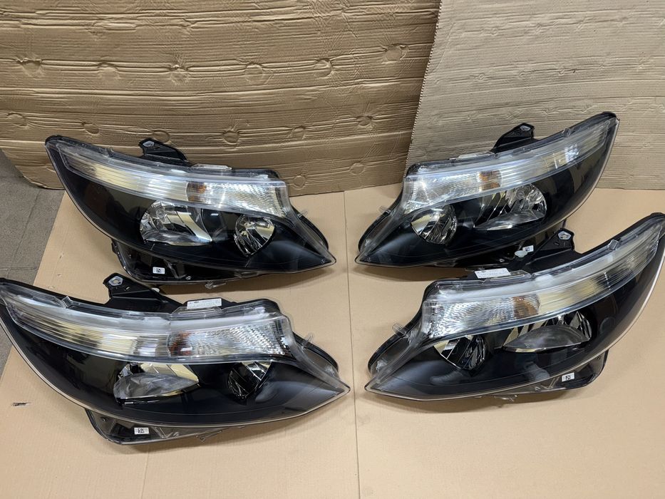 Фара на Mercedes-Benz VITO W447.  2015-2024р. в.