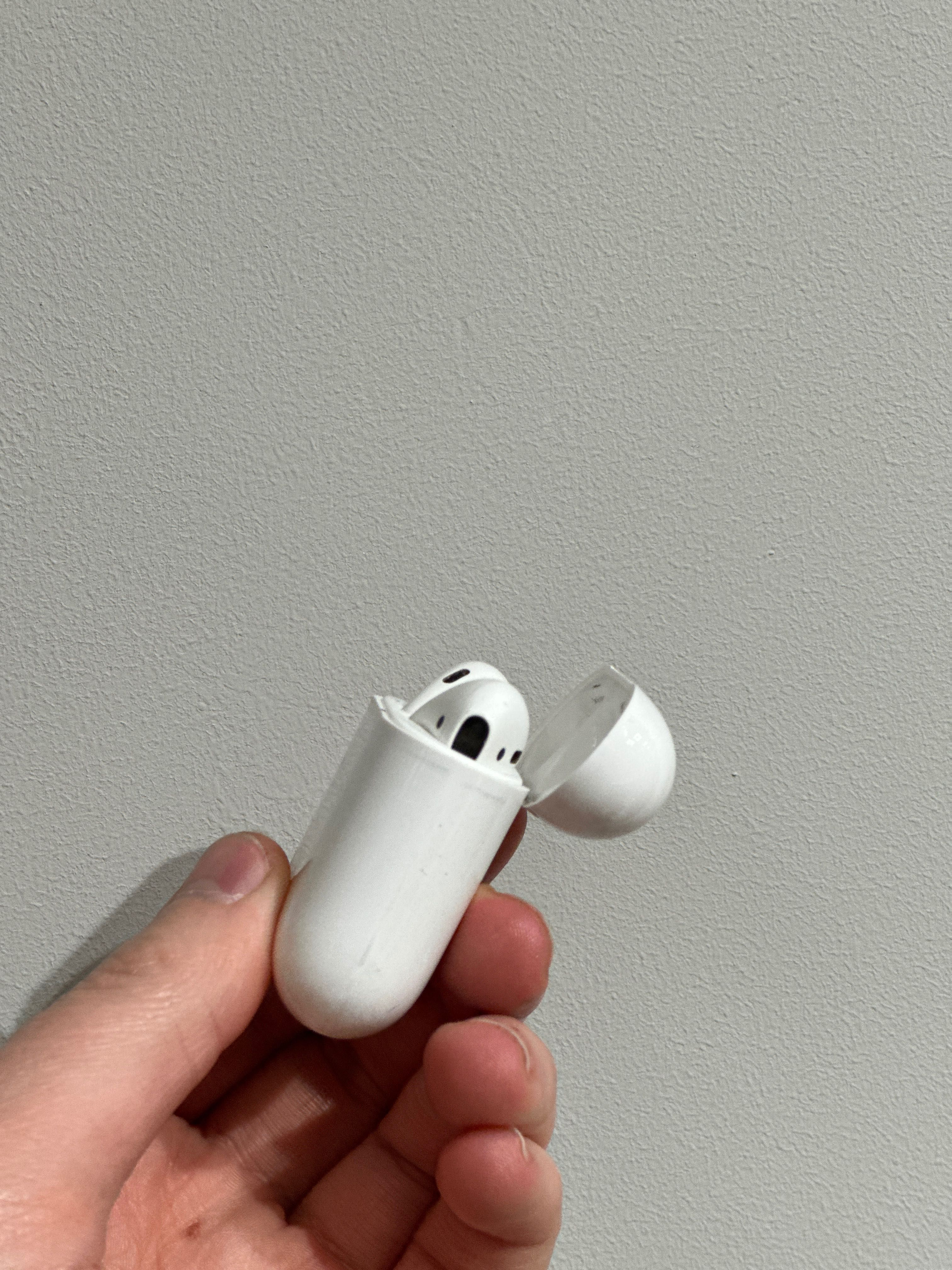 AirPods 2 безпровідні навушники оригінал