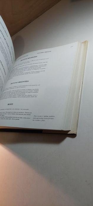 Receitas Escolhidas - Maria de Lourdes Modesto (4ª edição)