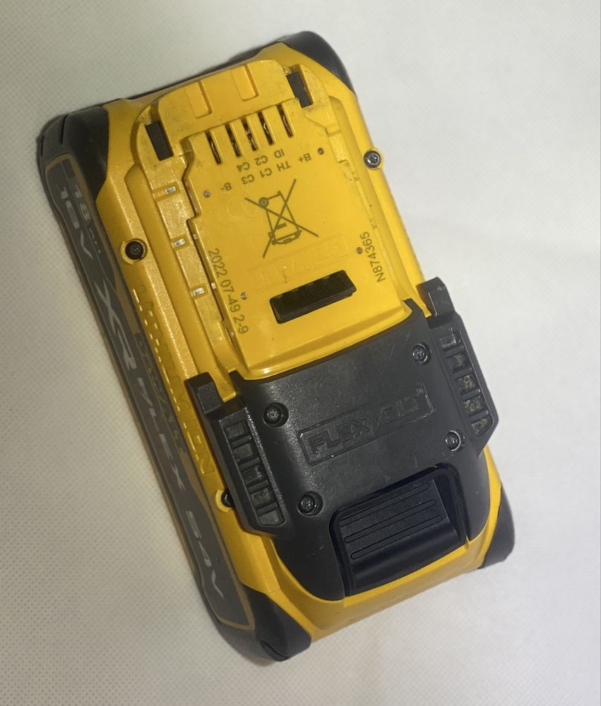 Акумулятор Dewalt FlexVolt XR 18/54v -18ah (18000mah)