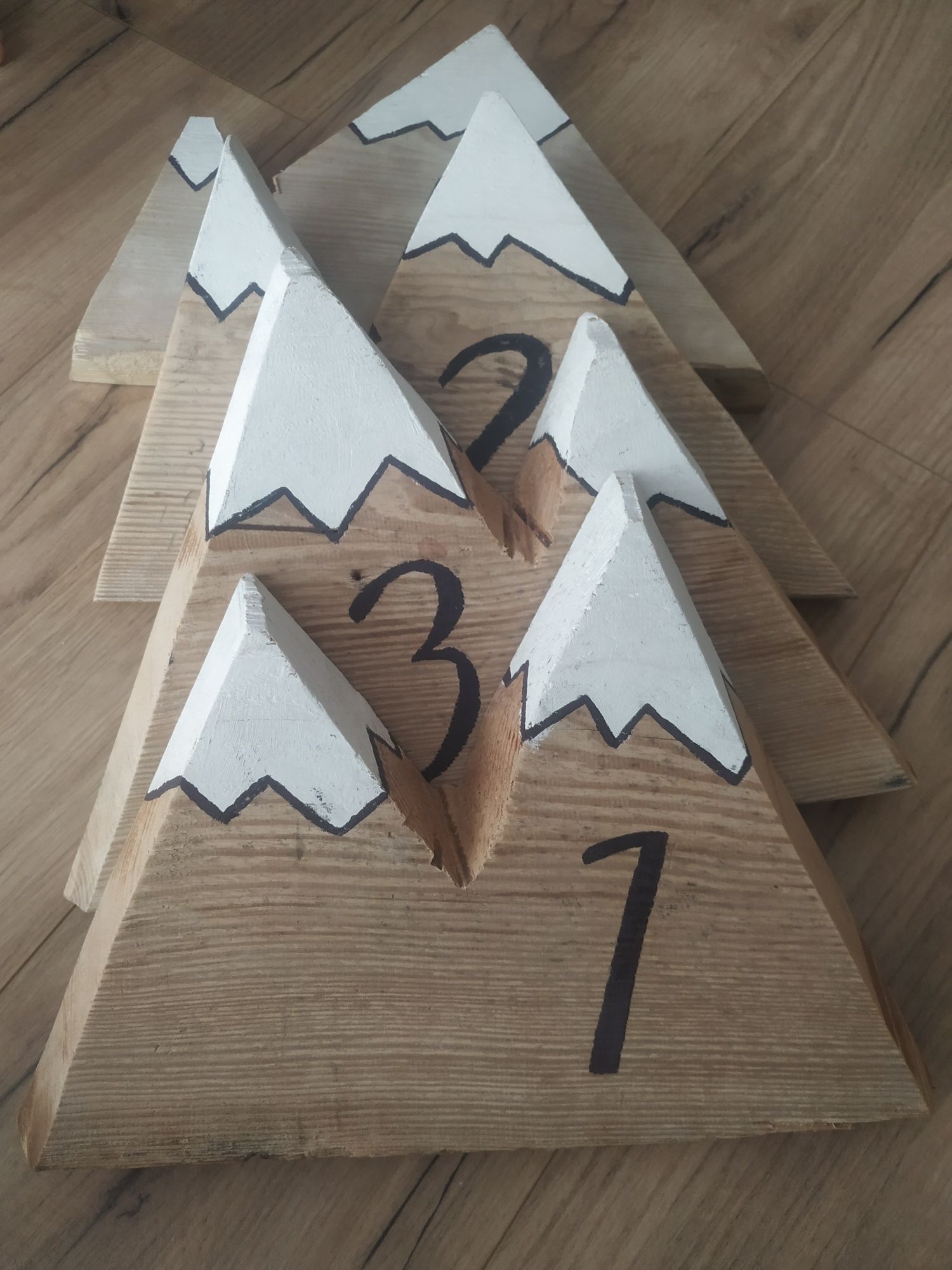Numery stołów ślub góry rustykalne