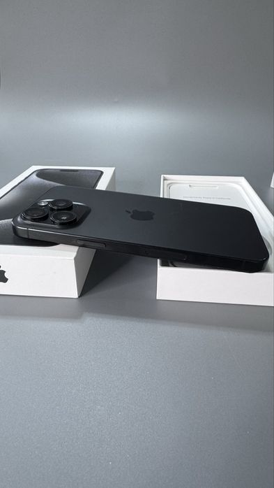 Iphone 15 pro max 512 Black Titanium